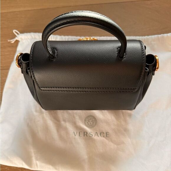 Authentic Versace
Mini La Medusa Leather Top Handle Bag - Picture 7 of 16